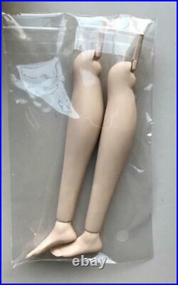 12.5 Nu Face 3.0 Cream Skin Tone Articulated Body + Switchable Lower LegsNew