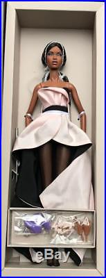 12 FRGlamazon Adele Makeda Dressed DollLE 350SuperModel ConventionNIBNRFB