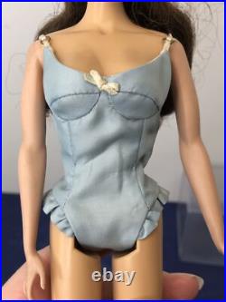 12 Integrity Fashion Royalty Doll 2003 Paradise Veronique Perrin Brunette