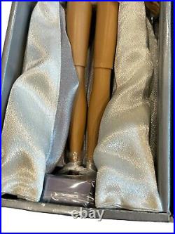 2002 Fashion Royalty Jason Wu Close Up Veronique Perrin Limited 1000 Doll NIB