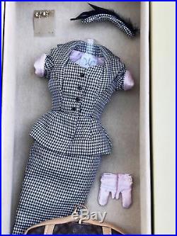 2004 Fashion Royalty Doll Aperitif at the Balthazar Voyages Outfit withGarment Bag