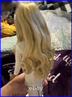 2004 Integrity Toys Fashion Royalty Perfect Skin Adele Makeda #91032 Rare Doll