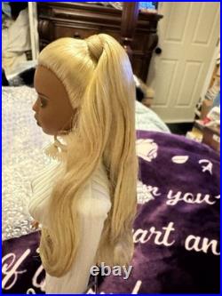 2004 Integrity Toys Fashion Royalty Perfect Skin Adele Makeda #91032 Rare Doll