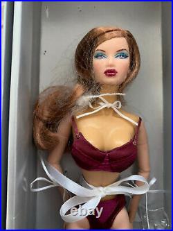2005 Fashion Royalty KYORI SATO CLOSE-UP Doll Skin is In New and Mint In Box