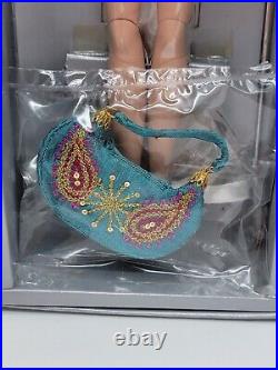 2005 Fashion Royalty SKIN IS IN KYORI SATO CLOSE-UP Doll #91061 NRFB