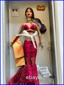 2005 Integrity Toys FR Behind Velvet Ropes Natalia Fatale Doll #91067 NRFB