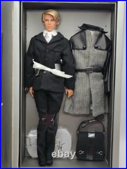 2006 Integrity Turning Heads Pierre De Vries Dressed Figure BLOND #91115A NRFB