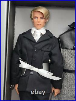 2006 Integrity Turning Heads Pierre De Vries Dressed Figure BLOND #91115A NRFB