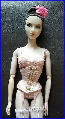 2007 Integrity Toys Fashion Royalty Jason Wu Dress Me Luchia Doll 91169