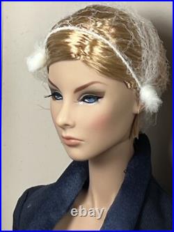2015 Integrity Toys Cinematic Convention Perfectly Suited Giselle Nrfb Rare
