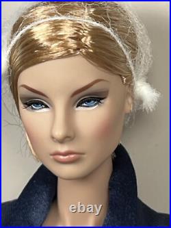 2015 Integrity Toys Cinematic Convention Perfectly Suited Giselle Nrfb Rare