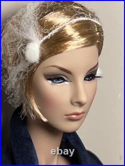 2015 Integrity Toys Cinematic Convention Perfectly Suited Giselle Nrfb Rare