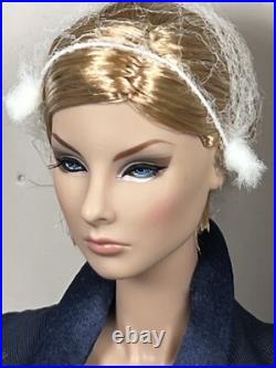 2015 Integrity Toys Cinematic Convention Perfectly Suited Giselle Nrfb Rare