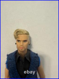 2017 Integrity Toys Wonderland Industry Style Lab Dim The Lights Milo Montez