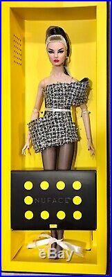 2019 Integrity Convention Exclusive Centerpiece Doll Paris Runway Giselle NRFB