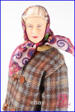 2X 2026 Runway Dolls Royal Dinner & Royalty In Balmoral Lilibet 12.5 Custo