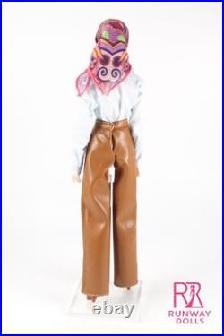 2X 2026 Runway Dolls Royal Dinner & Royalty In Balmoral Lilibet 12.5 Custo