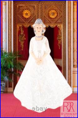 2X 2026 Runway Dolls Royal Dinner & Royalty In Balmoral Lilibet 12.5 Custo
