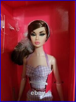 ACTUAL NRFB Integrity Toys Poppy Parker Beach Babe Basic Doll Fashion Royalty