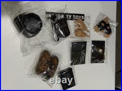 BACK TO NEW YORK NOAH FARADAY Monarchs Fashion Royalty Homme Doll NRFB