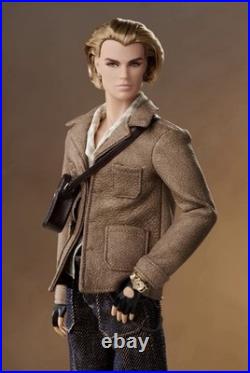BACK TO NEW YORK NOAH FARADAY Monarchs Fashion Royalty Homme Doll NRFB