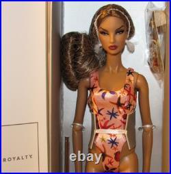 Bombshell Beach Natalia Fatale Basic Doll NRFB #91537 Fashion Royalty