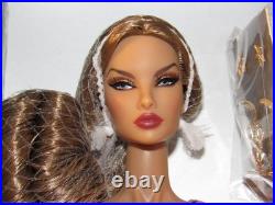 Bombshell Beach Natalia Fatale Basic Doll NRFB #91537 Fashion Royalty