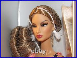 Bombshell Beach Natalia Fatale Basic Doll NRFB #91537 Fashion Royalty