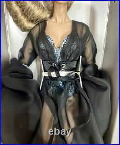 COMPLETE FASHION OUTFIT NEW-Integrity Toys FR Dusk In Bloom Luchia Zadra Doll