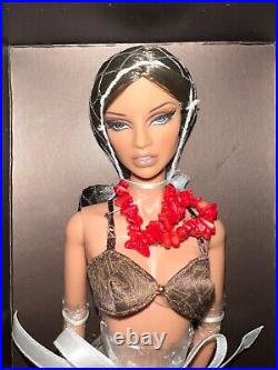 Capricious Natalia Fatale Miami 2006 Fashion Royalty Integrity NRFB COA LE850