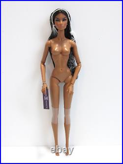 Chain Of Command Natalia Fatale Nude With Stand & Coa Fashion Royalty Integrity