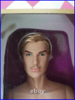 Color Infusion Convention Toys Cinematic Fashion Royalty Doll Sterling Reise NIB