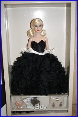 Dark Romance Giselle Dressed Doll NRFB Jason Wu Event Exclusive LE425 Nu Face