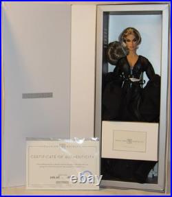 Dusk in Bloom Luchia Zadra Close-Up Doll NRFB Fashion Royalty LE 1500