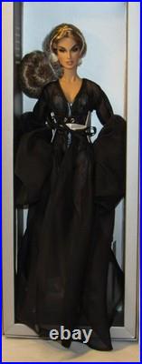 Dusk in Bloom Luchia Zadra Close-Up Doll NRFB Fashion Royalty LE 1500