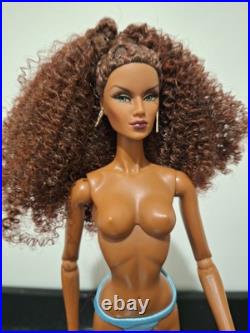 FASHION ROYALTY DOLL COLLECTION! THE NuFace Franchise! Adele MAKEDA NUDE DOLL