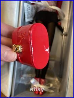 FASHION ROYALTY GIRL OF THE MOMENT NIB VERONIQUE PERRIN Damaged Luggage See Pic