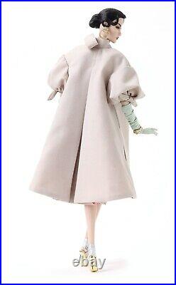 FASHION ROYALTY MINT GLAMOUR COATED ELYSE Dressed DOLL