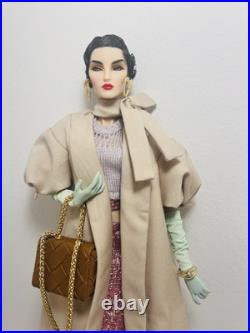 FASHION ROYALTY MINT GLAMOUR COATED ELYSE Dressed DOLL