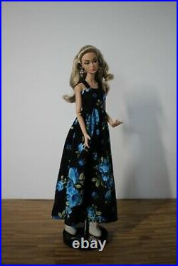 FR IT Young Sophisticate Poppy Parker, in box, redressed, displayed only