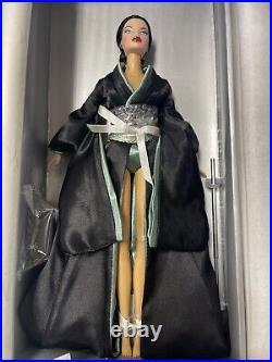 Fashion Royalty -2004 Kyori Sato'Urban Geisha' Doll NRFB FREE SHIPPING A22