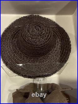 Fashion Royalty Agnes Von Weiss High Visibility Mini-Gift Set NRFB COA