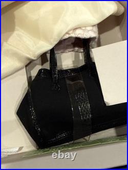 Fashion Royalty Agnes Von Weiss High Visibility Mini-Gift Set NRFB COA