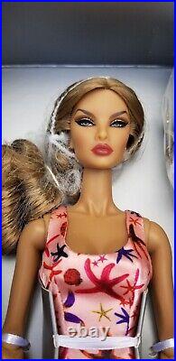 Fashion Royalty Bombshell Beach Natalia Fatale Basic Doll Integrity Toys NRFB