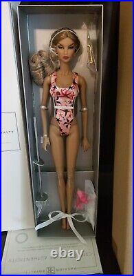 Fashion Royalty Bombshell Beach Natalia Fatale Basic Doll Integrity Toys NRFB