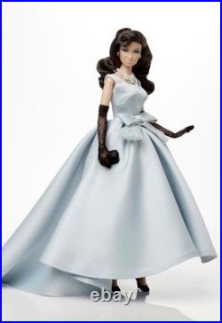 Fashion Royalty CAPTIVATING ANJA Integrity Toys 2013 Complete NRFB MINT
