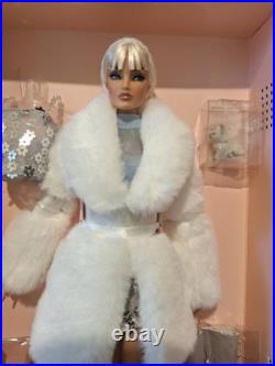 Fashion Royalty Doll Collection! 2024 W Club Exclusive! Baby Blue Imogen Fashion Royalty Doll Collection! 2024 W Club Exclusive! Baby Blue Imogen