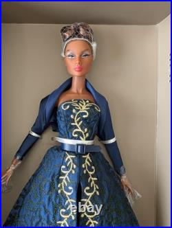Fashion Royalty Doll Collection! A Shimmering Experience! Della Roux Dressed