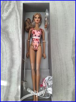 Fashion Royalty Doll Collection! Bombshell Beach Natalia Fatale Dressed Doll Fashion Royalty Doll Collection! Bombshell Beach Natalia Fatale Dressed Doll