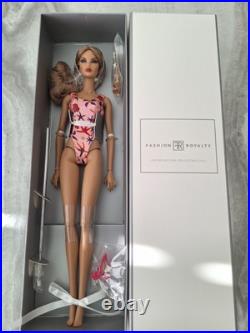 Fashion Royalty Doll Collection! Bombshell Beach Natalia Fatale Dressed Doll Fashion Royalty Doll Collection! Bombshell Beach Natalia Fatale Dressed Doll